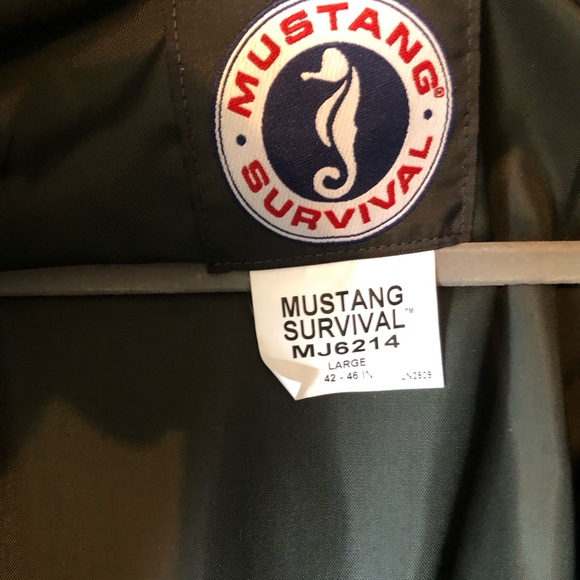 Mustang Survival Men’s Large Floatation Bomber Jacket | NEW - Picture 2 of 9
